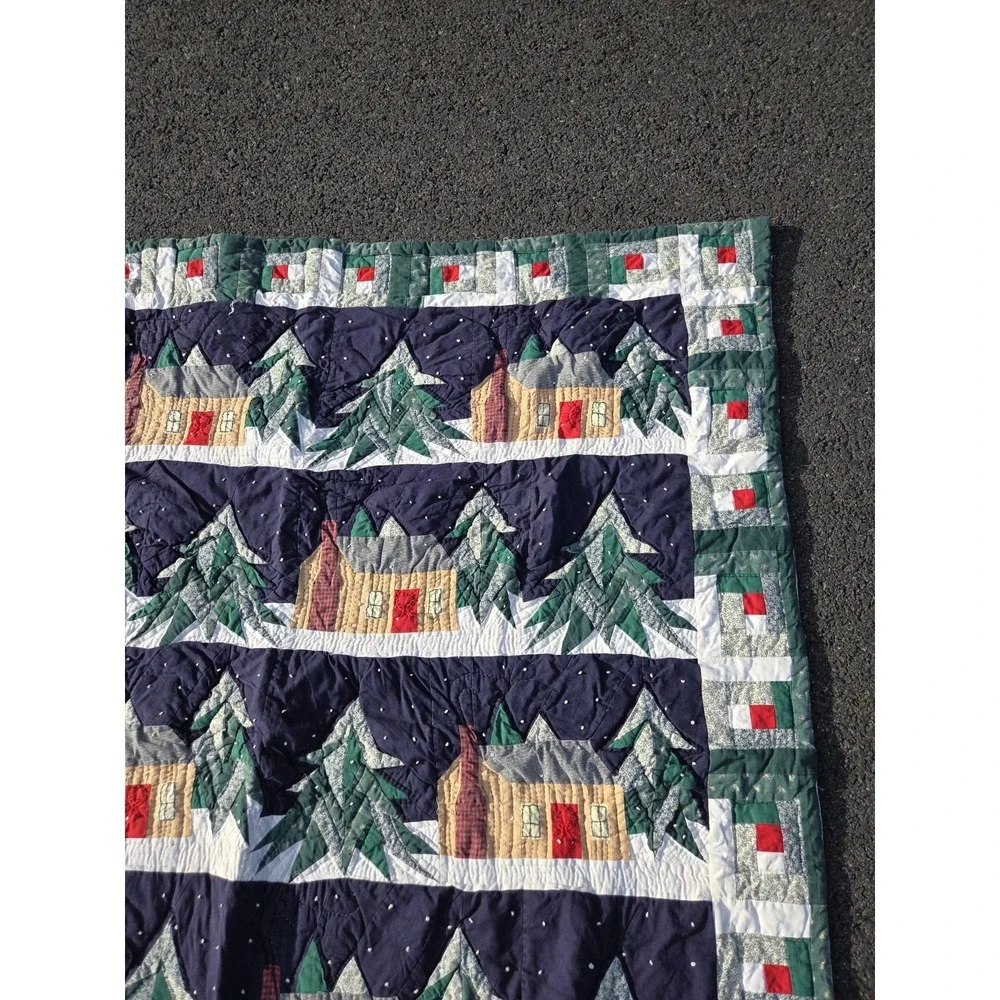 Vintage LL Bean Quilt Blanket Throw Christmas Cabin Snowy 58x48